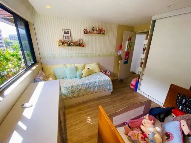 Imagem 7: 3 Quartos Sendo Uma Suite, Disponível para Venda