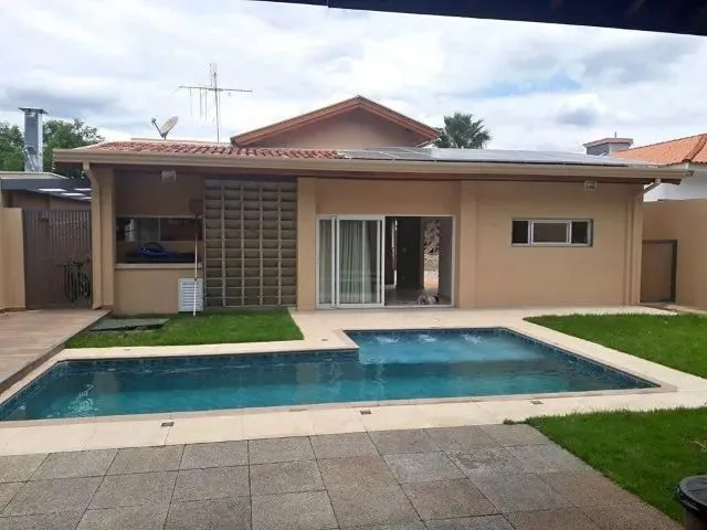 Imagem 1: Casa com Piscina em Maria Ortiz 120 Mil