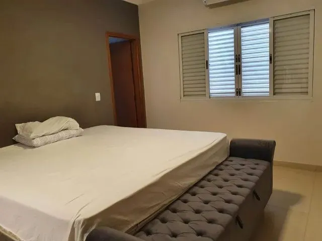 Imagem 9: Casa com Piscina em Maria Ortiz 120 Mil