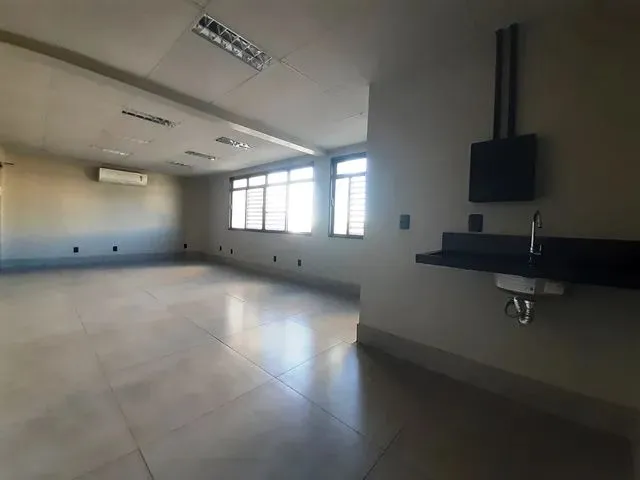 Imagem 6: Sala Comercial Reformada N Centro de Goiânia em Frente a Praça Cívica - Prédio C