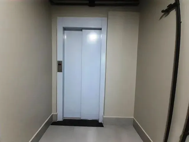 Imagem 9: Sala Comercial Reformada N Centro de Goiânia em Frente a Praça Cívica - Prédio C