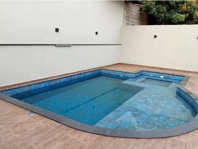 Imagem 5: Casa, Rua 12 Vazada para Rua 10 com 04 Suites