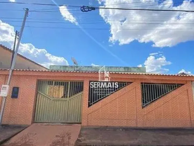 Imagem: Casa com 2 Dormitórios À Venda, 140 M²