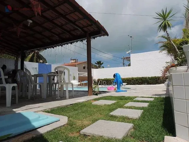 Imagem: Casa com 3 Dormitórios À Venda, 300 M²