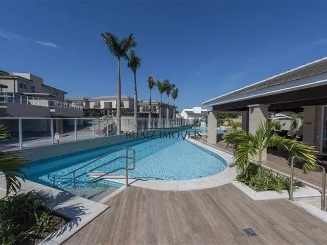 Imagem: Casa em Condomínio Fechado na Mata da Praia