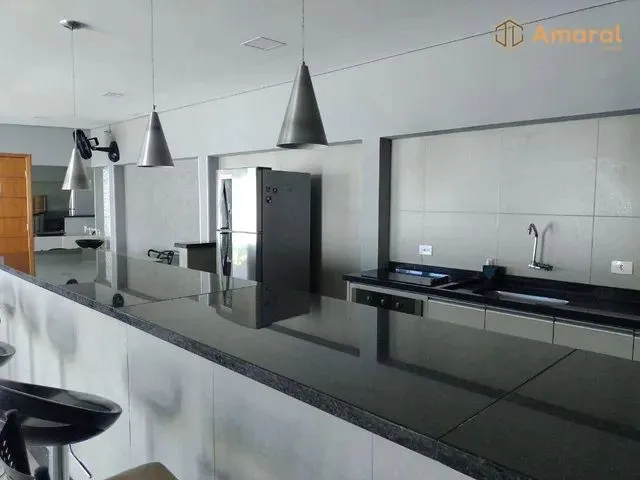 Imagem 9: Sobrado com 3 Dormitórios À Venda, 89 M² por R$ 435.000,00 - Uberaba - Curitiba/Pr