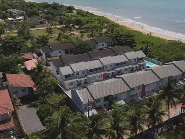 Imagem: Casa Duplex na Beira da Praia a Venda com