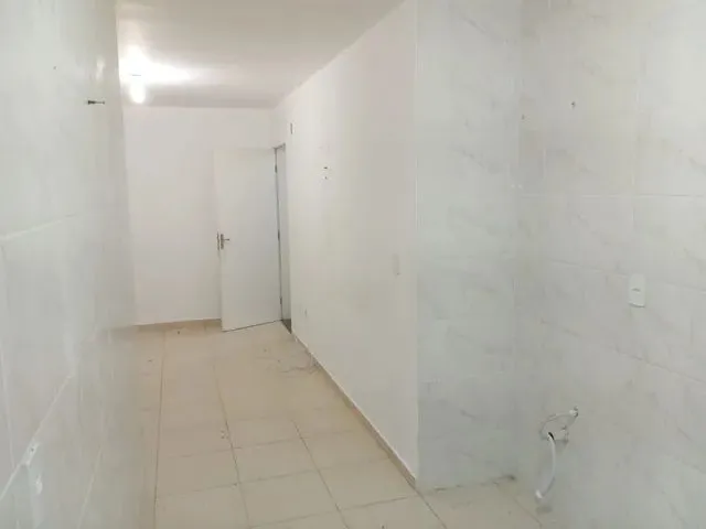 Imagem: Alugo Apartamento (Contrato Anual