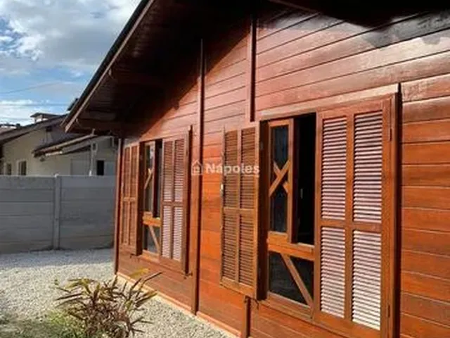 Imagem 14: Casa com Amplo Quintal e 3 Quartos