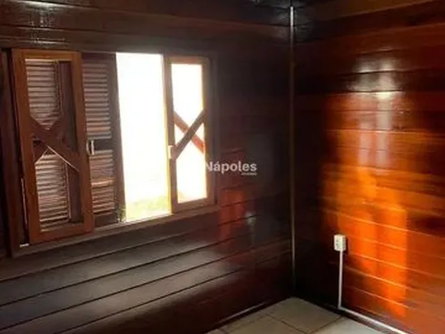Imagem 12: Casa com Amplo Quintal e 3 Quartos