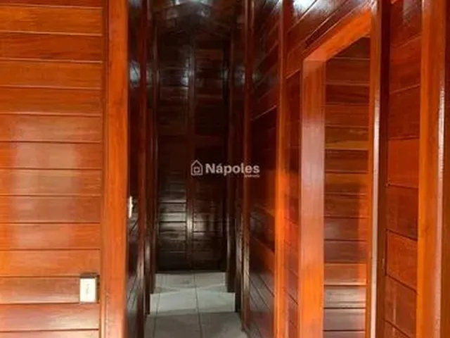Imagem 7: Casa com Amplo Quintal e 3 Quartos