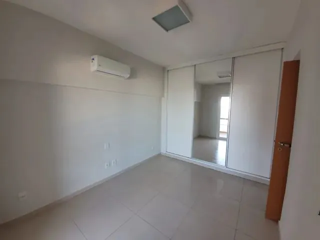 Imagem 3: Apartamento para Aluguel Possui 200 M2 com 04 Quartos em Lídice - Uberlândia - Mg