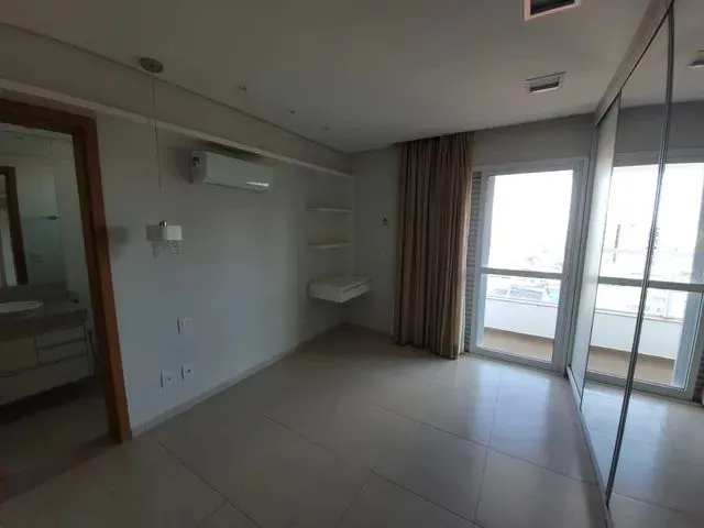 Imagem 11: Apartamento para Aluguel Possui 200 M2 com 04 Quartos em Lídice - Uberlândia - Mg