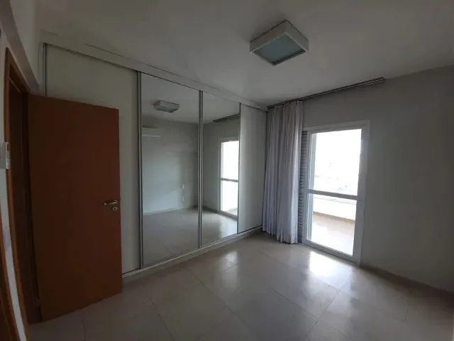 Imagem 4: Apartamento para Aluguel Possui 200 M2 com 04 Quartos em Lídice - Uberlândia - Mg