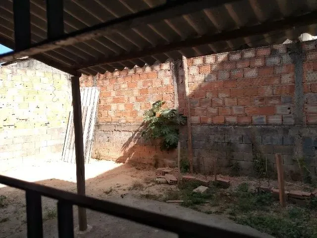 Imagem 5: Aluga-Se Casa Três Quartos