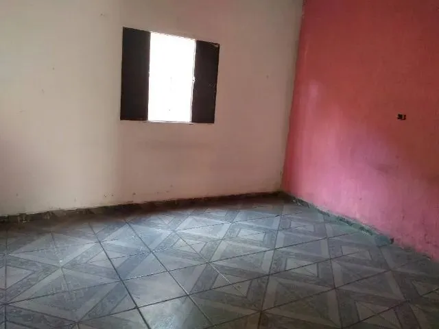 Imagem 2: Aluga-Se Casa Três Quartos