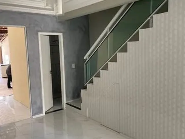 Imagem: Alugo Casa Duplex no Edson Queiroz