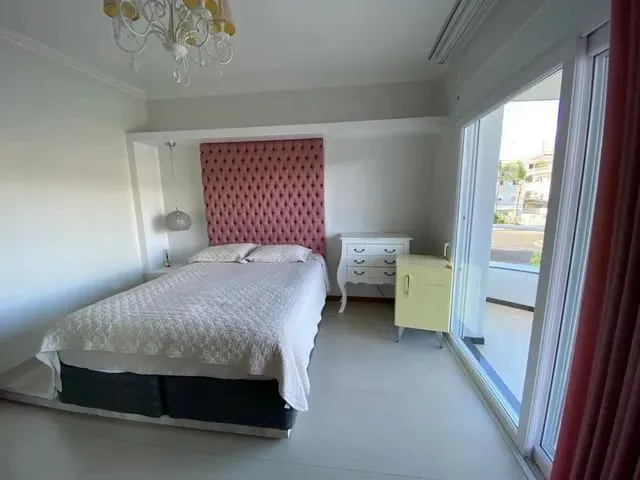 Imagem 14: Casa para Locação em Florianópolis, Jurerê Internacional, 3 Dormitórios, 3 Suítes
