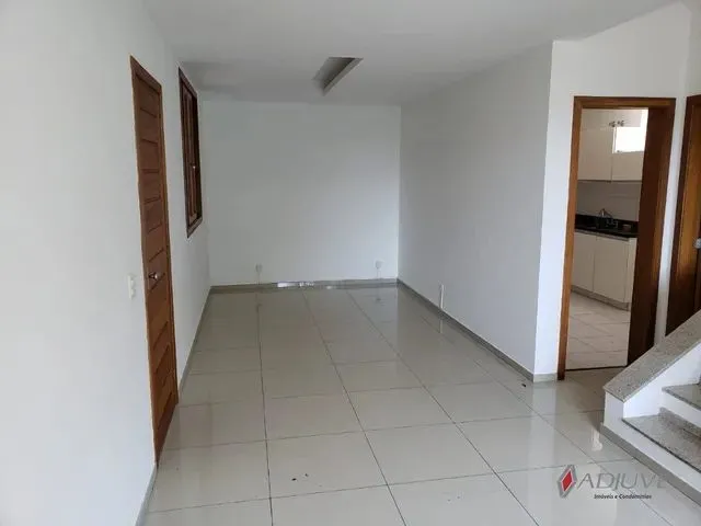 Imagem 3: Petrópolis - Casa Padrão - Valparaíso