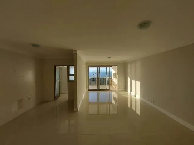 Imagem 2: Centro Apartamento com 2 dormitórios