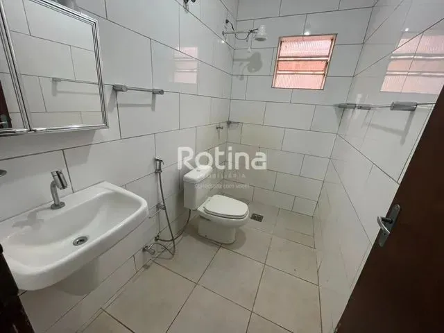 Imagem 10: Casa para Alugar, 3 Quartos, 1 Suíte, 1 Vaga, Brasil - Uberlândia/Mg - R$ 1.450,00