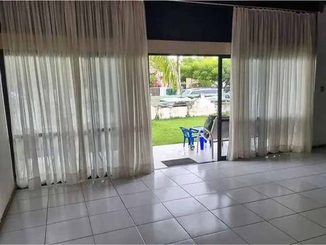 Imagem 9: Casa com 3 Dormitórios , 01 Suíte - Condomínio Veredas do Sol , Piatã, Jaguaribe