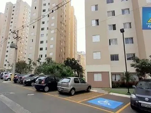 Imagem: O apartamento possui 2 Dormitórios, 1 Banheiro, 1 Vaga na