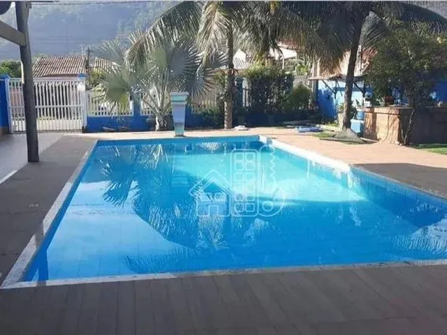 Imagem: Casa com 4 Dormitórios À Venda, 330 M²