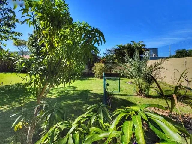 Imagem 13: Casa com 5 Dormitórios Terreno de 1400M² em Condomínio Fechado - Cacupé