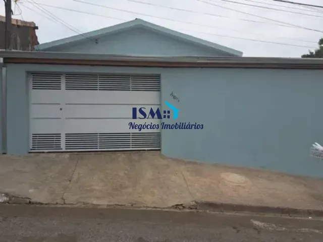 Imagem: Casa Térrea de 3 Dormitórios À Venda