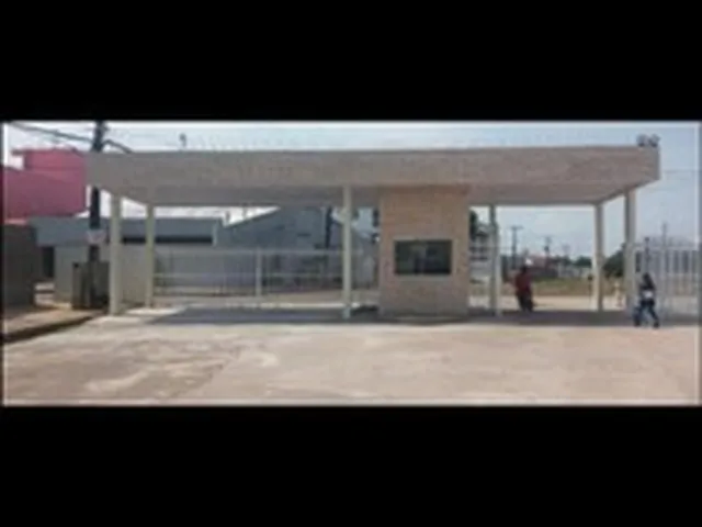 Imagem: A casa em condomínio possui 3 Dormitórios, 3 Banheiros, 3