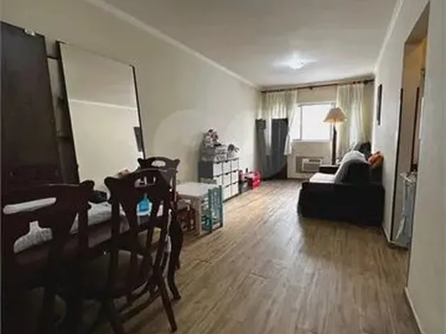 Imagem: O apartamento possui 1 Dormitório, 1 Banheiro, 1 Vaga na