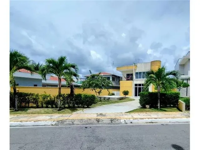 Imagem: A casa em condomínio possui 5 Dormitórios, 3 Suítes, 4