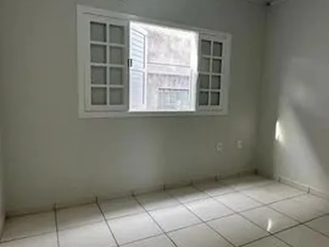 Imagem 13: Vendo Casa Operária Nova