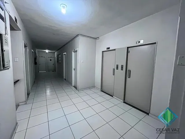 Imagem 14: Apartamento para Venda Tem 46 Metros Quadrados com 2 Quartos em Centro - Florianópolis