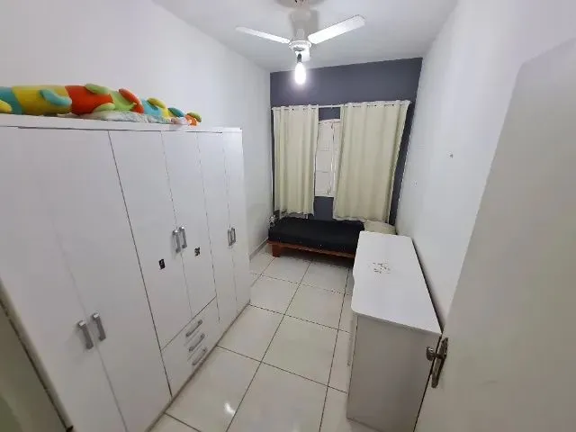 Imagem: Edifício com 3 Apartamentos Garagem e Terraço