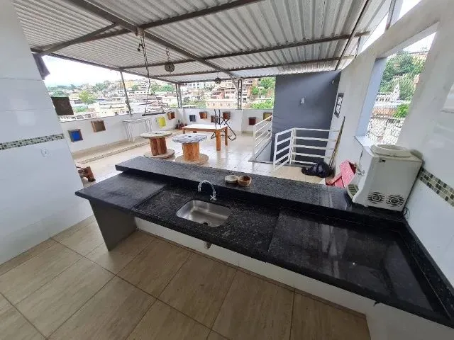 Imagem 6: Edifício com 3 Apartamentos Garagem e Terraço