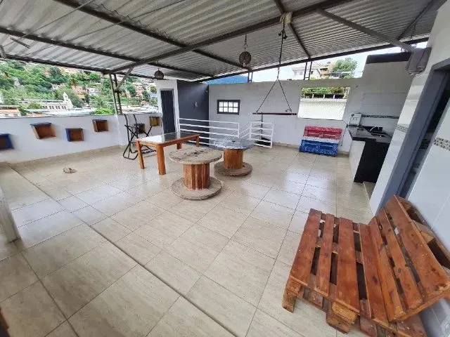Imagem 14: Edifício com 3 Apartamentos Garagem e Terraço