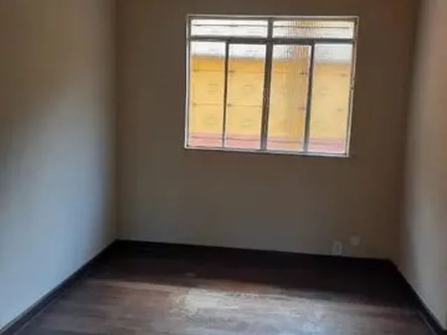 Imagem 15: Petrópolis, Centro 2 Casas Beira de Rua