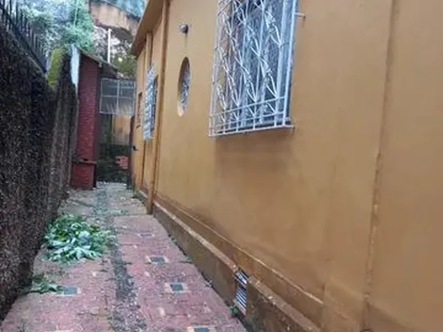Imagem 8: Petrópolis, Centro 2 Casas Beira de Rua