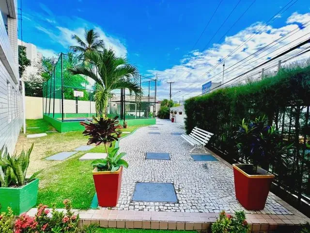 Imagem 1: Apartamento com Alto Padrão de Acabamento, Armários Fixos, Área de Lazer e Ótima