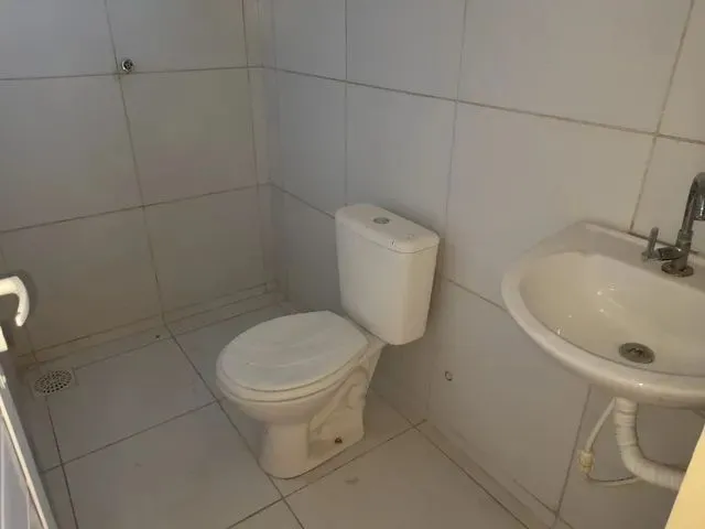 Imagem 2: Kitnet, para Aluguel Possui 30 M² com 1 Quarto em Urucunema - Eusébio - Ce