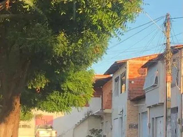 Imagem 2: 2 Casas para Alugar