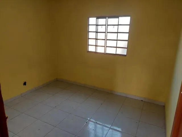 Imagem 2: Kitnet com Garagem Itapoã
