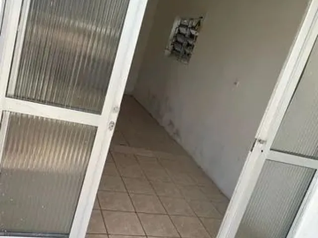 Imagem: A casa possui 2 Dormitórios, 1 Banheiro e está localizado