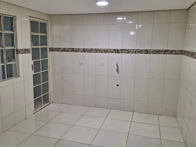 Imagem 11: Casa Dois Quartos Mais Quarto para Escritório - Alto Boqueirão - Condominio Fechado