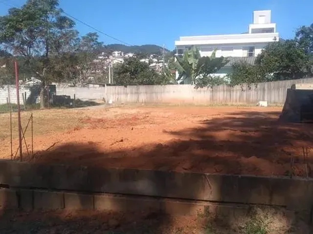 Imagem: Vendo Lote Centro de Santo Amaro da Imperatriz
