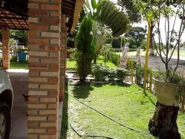 Imagem 2: Chácara com 3 Dormitórios À Venda, 53372 M² por R$ 999.000,00 - Centro