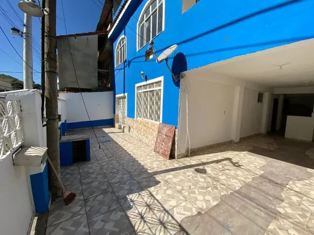 Imagem 2: Casa para Venda Possui 150 Metros Quadrados com 2 Quartos em Ponto Chic - Nova Iguaçu