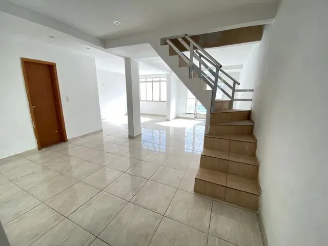Imagem 11: Casa para Venda Possui 150 Metros Quadrados com 2 Quartos em Ponto Chic - Nova Iguaçu